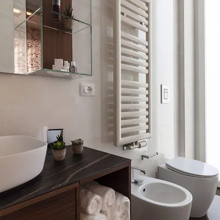 ゲストハウス Moma ナポリ